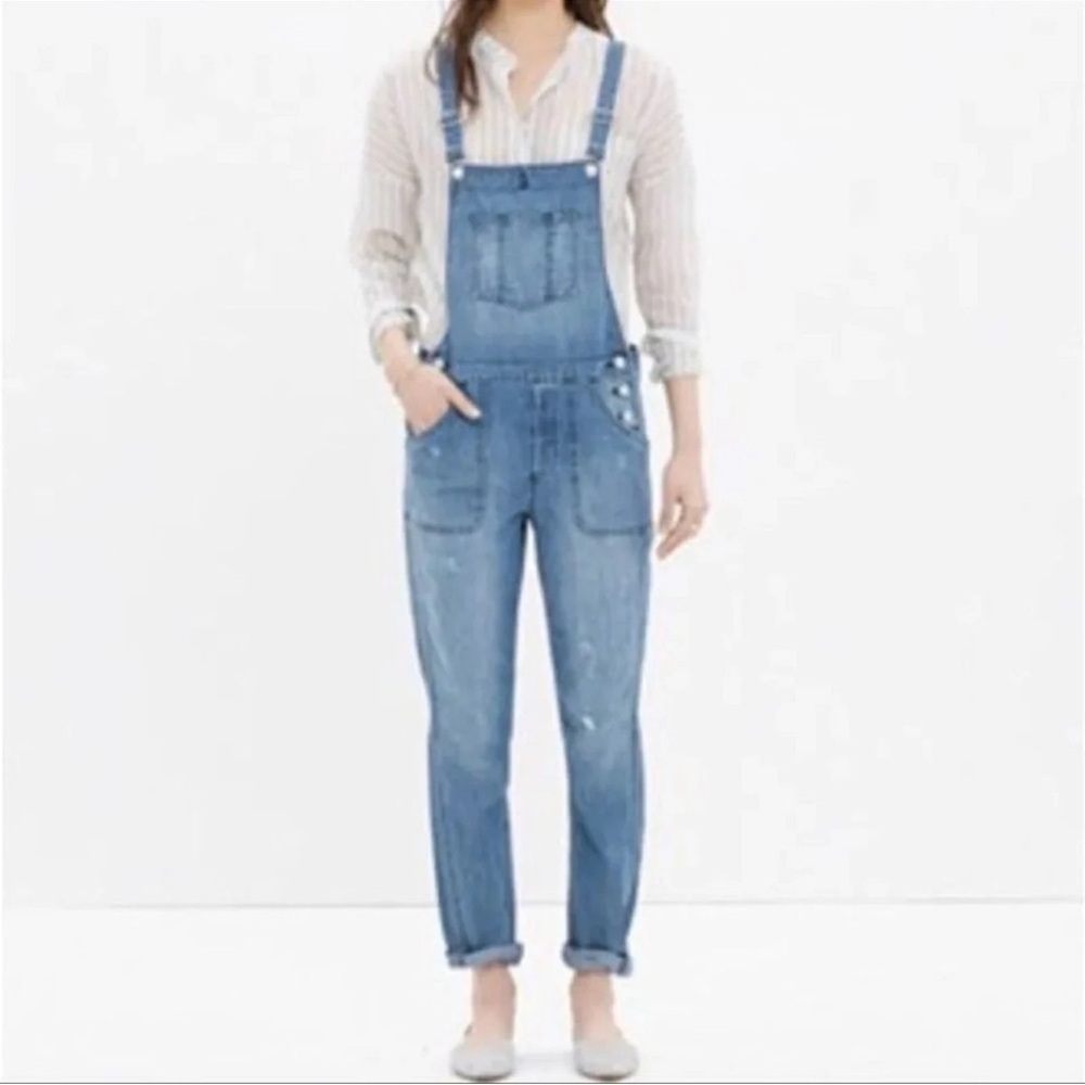 Madewell Light Wash Distressed Denim‎ Overalls Medium Cottagecore